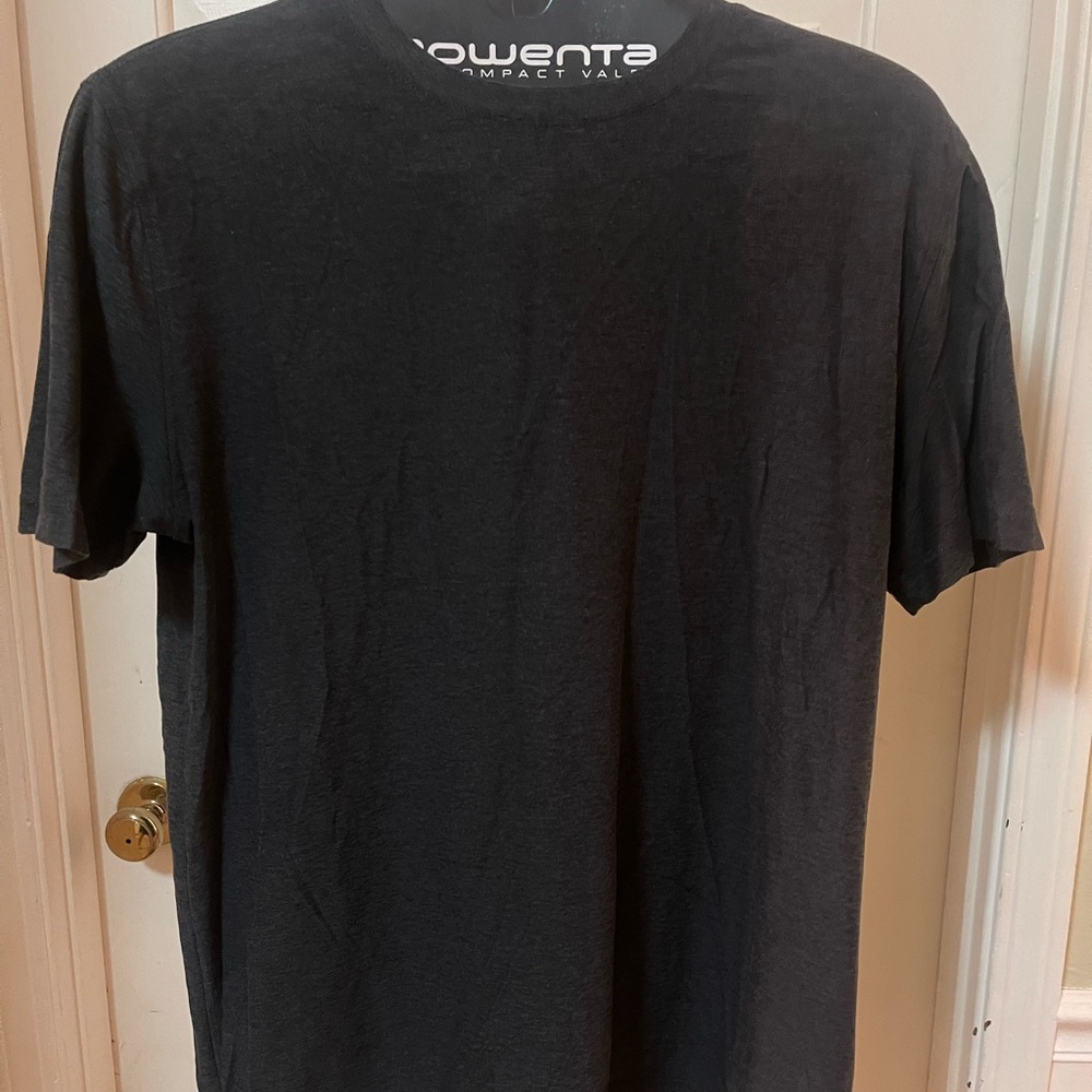 Vuori Men Tee